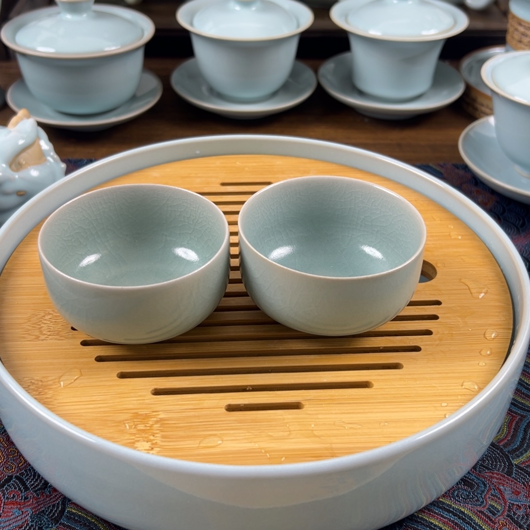 杯子瓷仿古釉水罗汉杯一对微瑕