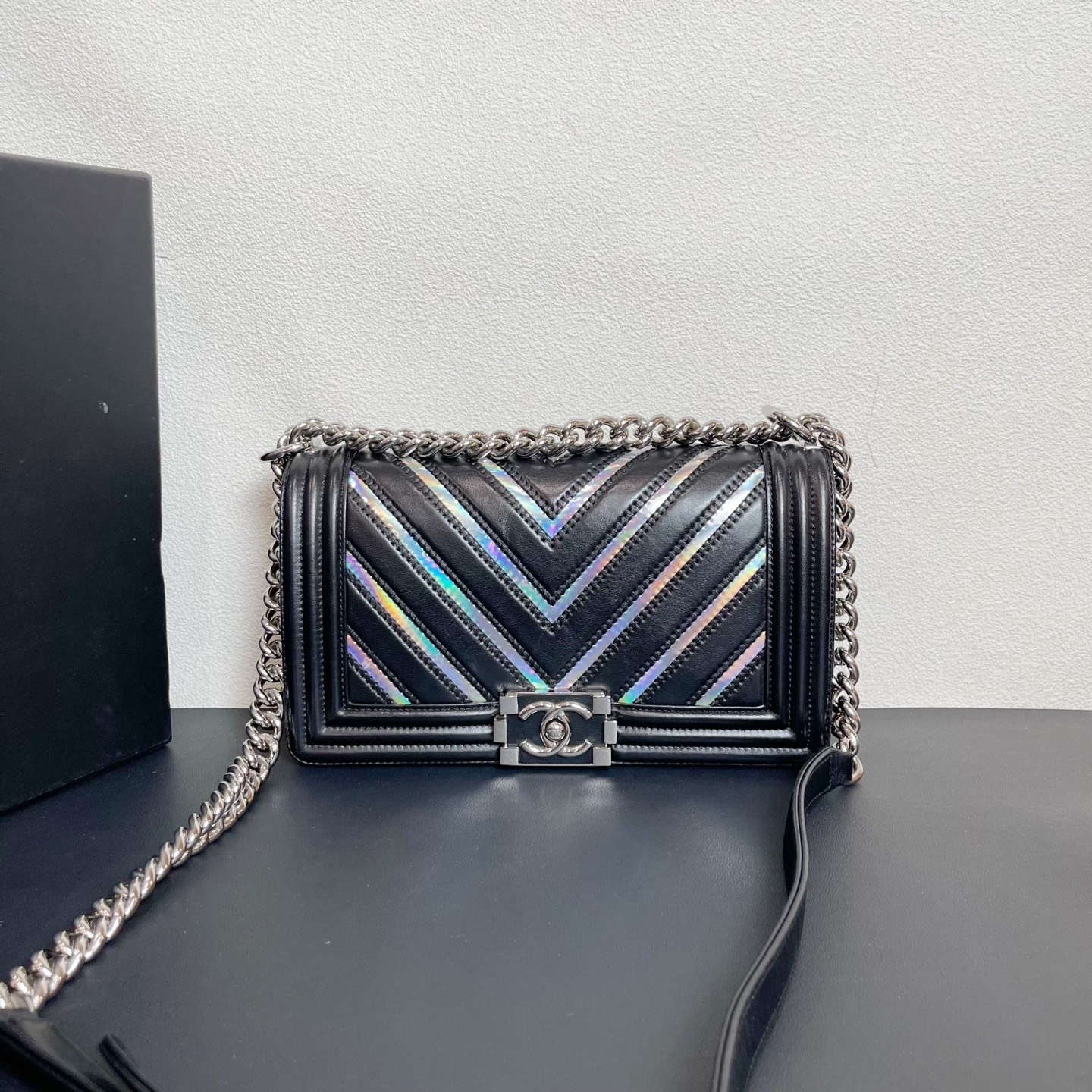 95新 Chanel/香奈儿 98新 奢总管/中号Leboy包/25开