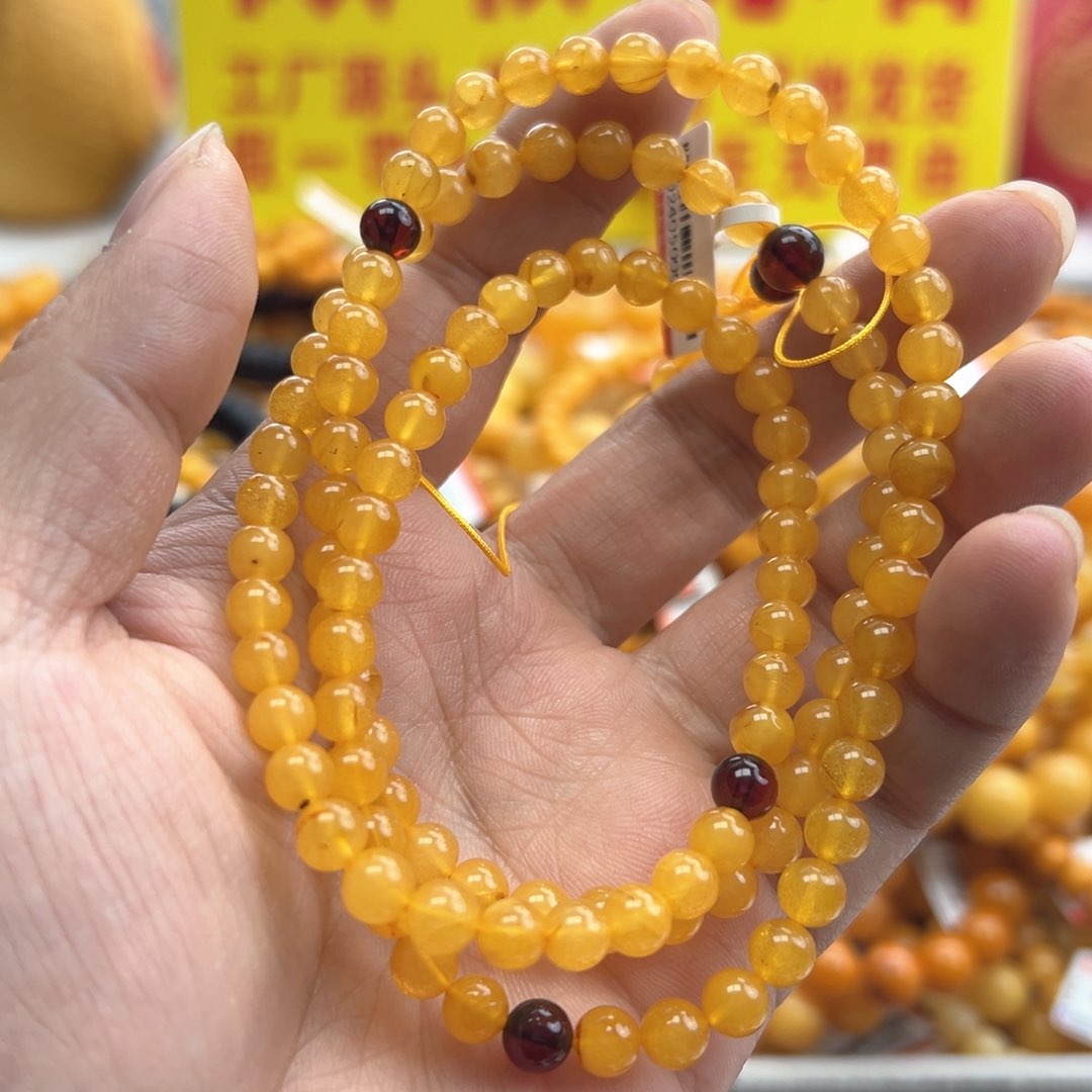 琥珀珠宝奇石未镶嵌