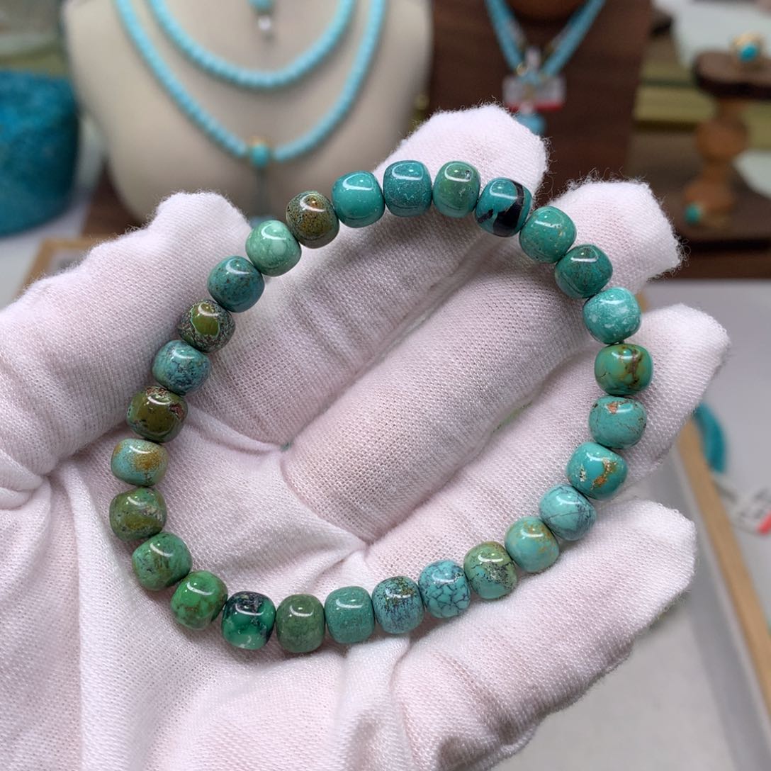 绿松石配饰未镶嵌