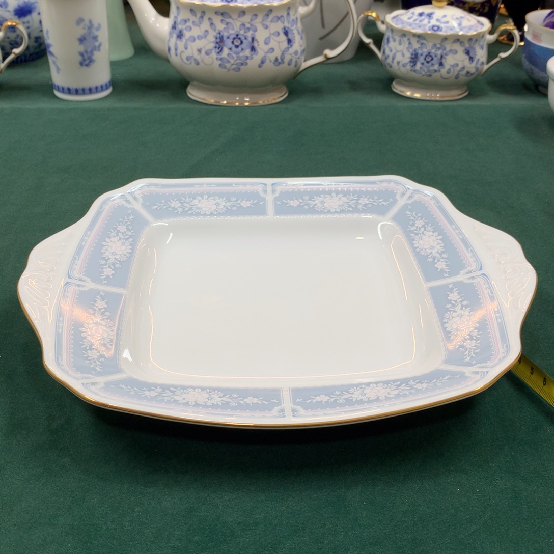 摆件全是大漂亮瓷器啊美美哒