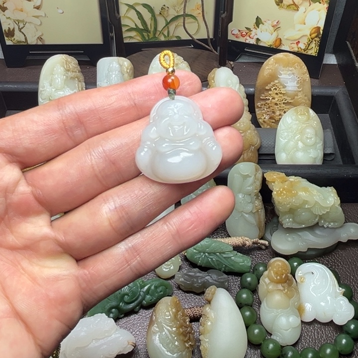 和田玉未镶嵌颈饰