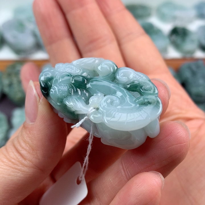 翡翠吊坠(不含链)未镶嵌