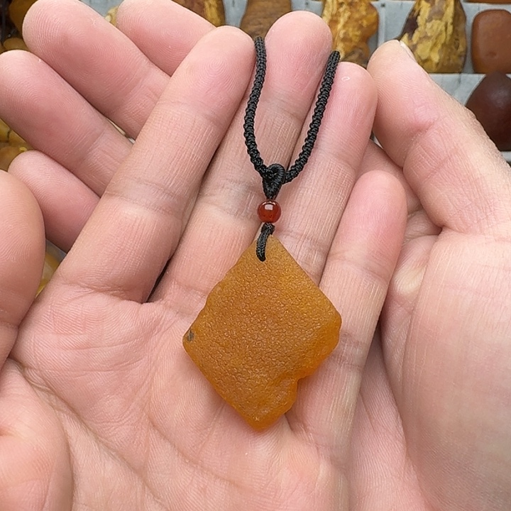 蜜蜡未镶嵌裸石天然蜜蜡吊坠