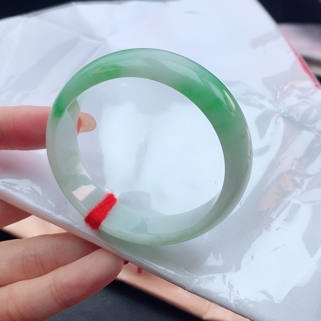 翡翠手镯未镶嵌52贵妃600004