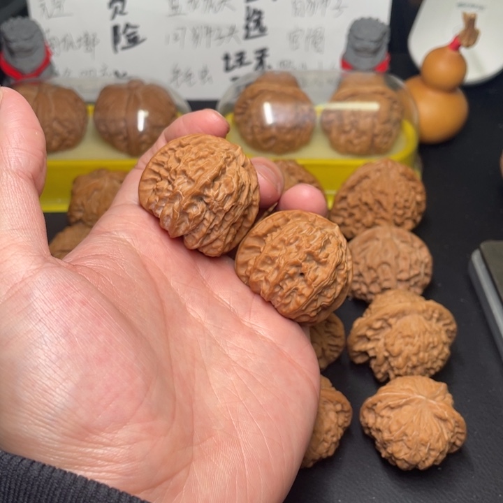 文玩核桃把件39三角白100