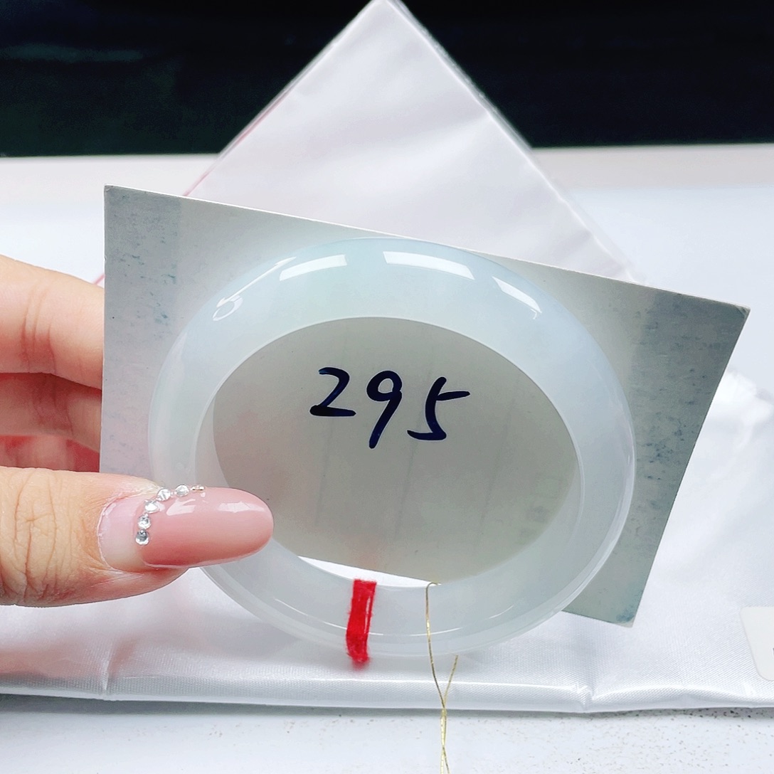 翡翠未镶嵌手镯 正圈55+