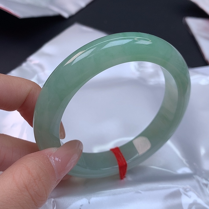 翡翠未镶嵌手镯56