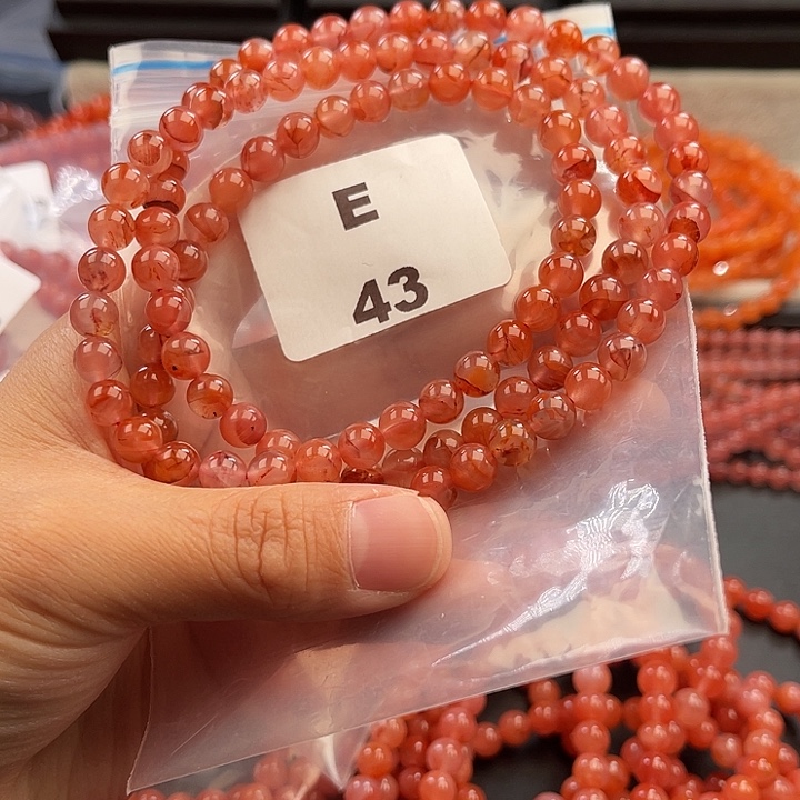 南红玛瑙未镶嵌多样性发货默认微瑕称重7mm