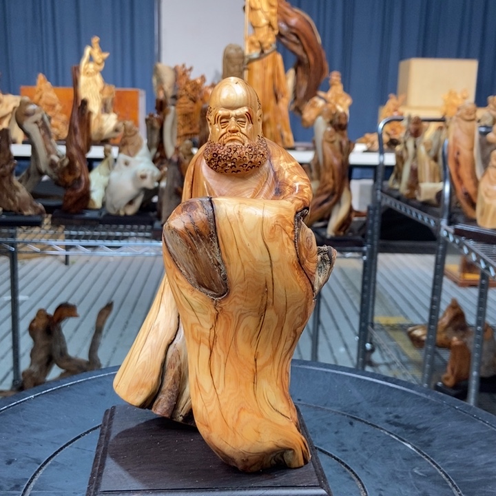 柏木（崖柏）随型摆件