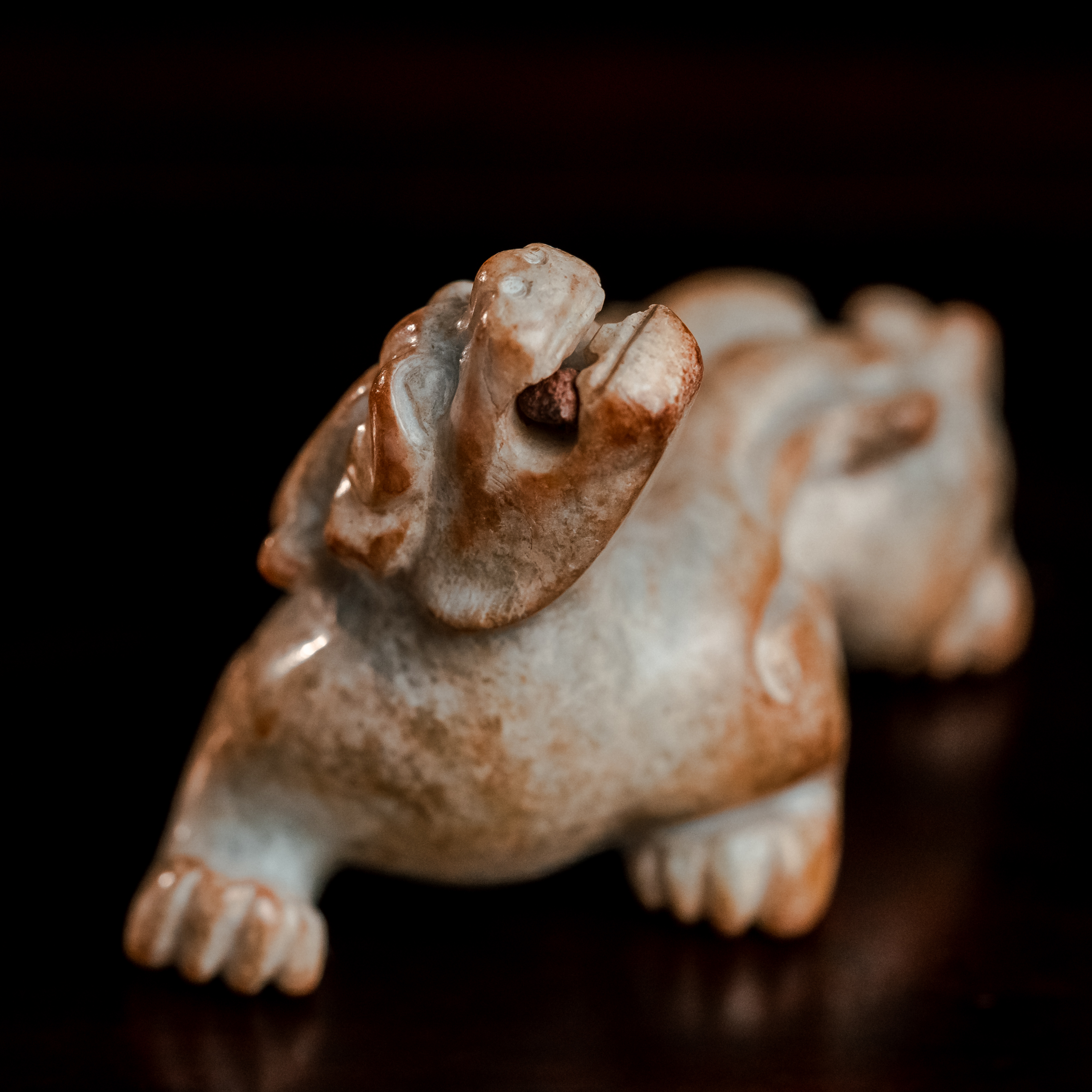 明代和田玉瑞兽花件-NX