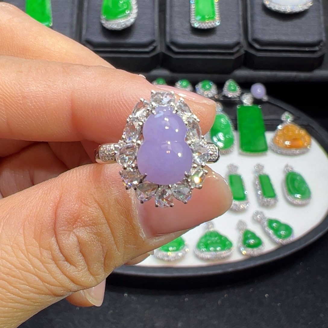 翡翠戒指18K金镶嵌收到货48小时鉴赏期