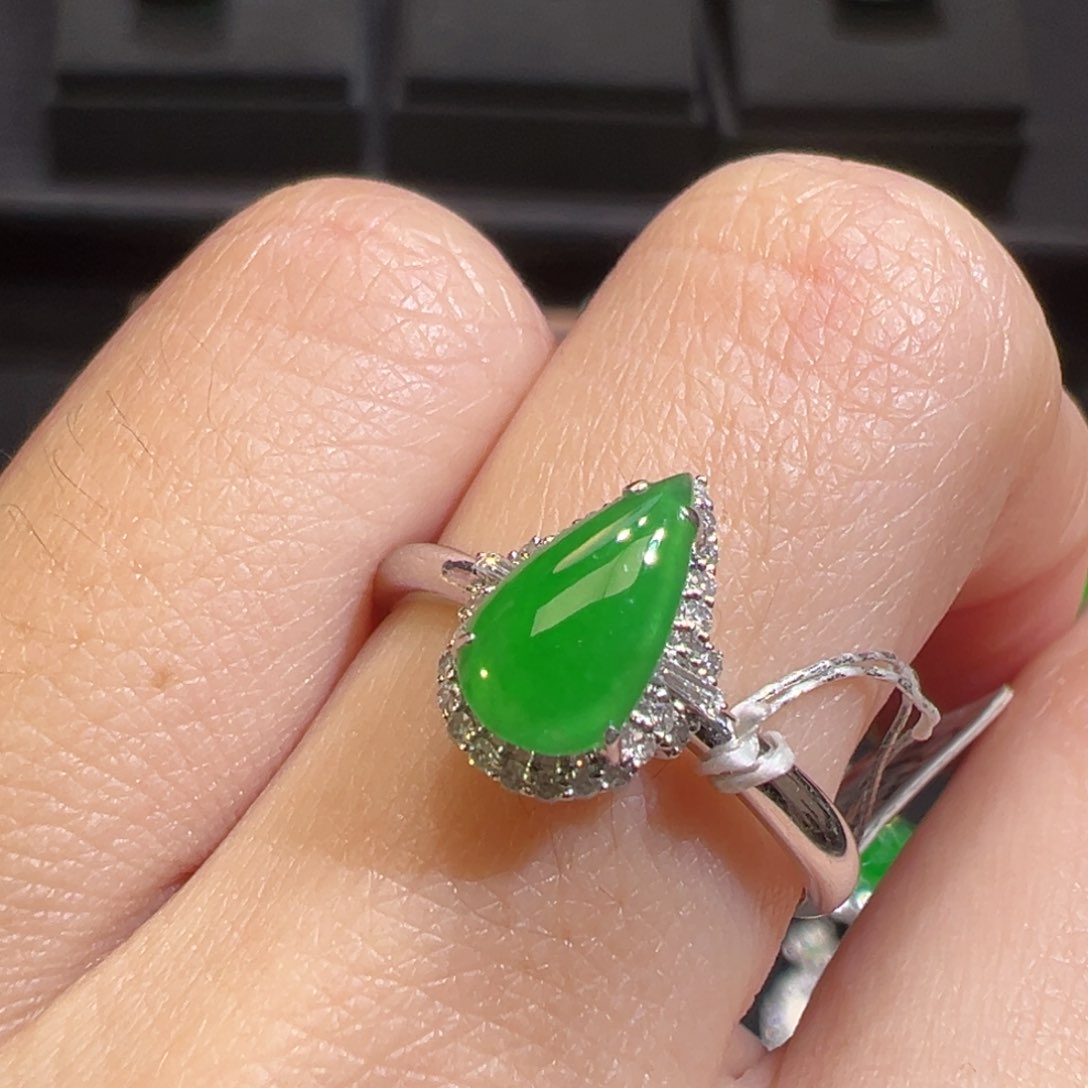 翡翠戒指18K金镶嵌收到货48小时鉴赏期