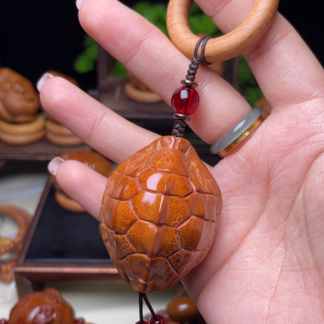 吊坠橄榄核龙脊富甲指环4.0