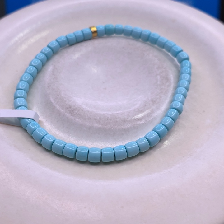 绿松石配饰未镶嵌比*卜