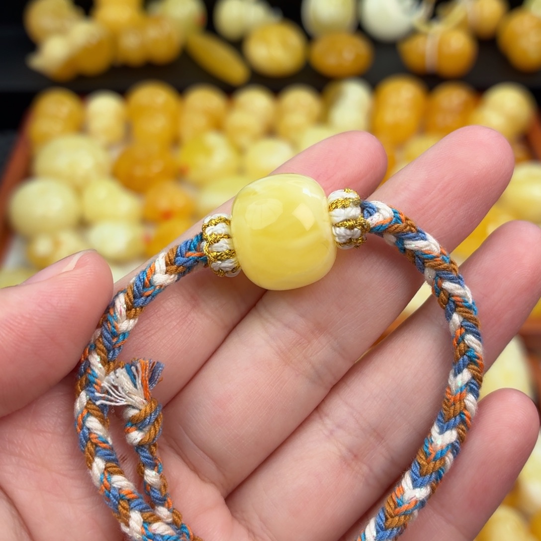 蜜蜡未镶嵌毛衣链蜜蜡