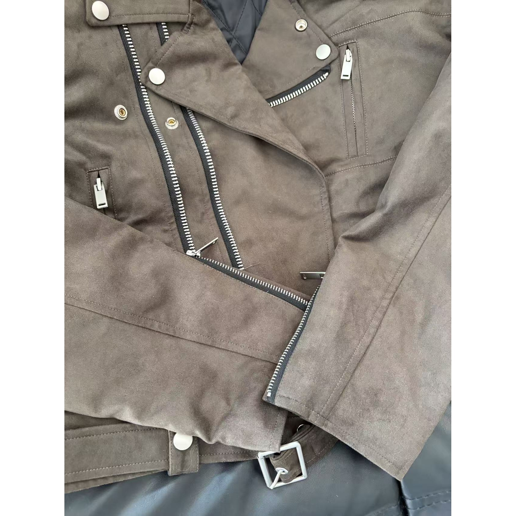    韩国女机车夹克