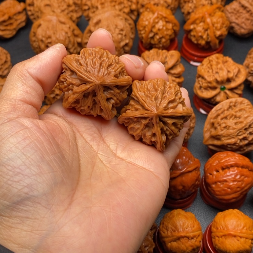 【闪购商品】文玩核桃把件文玩核桃