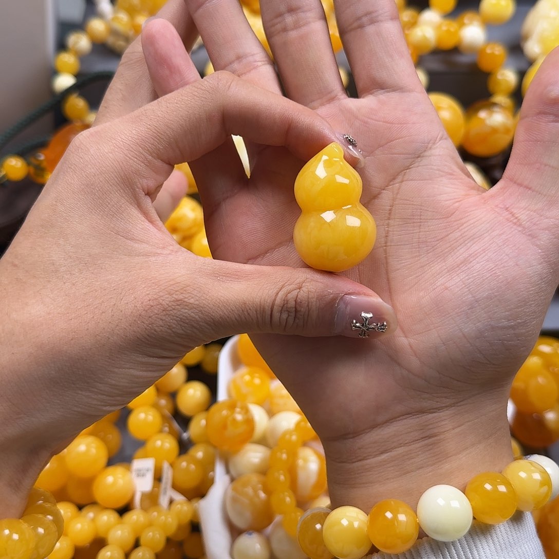 蜜蜡珠宝奇石未镶嵌葫芦