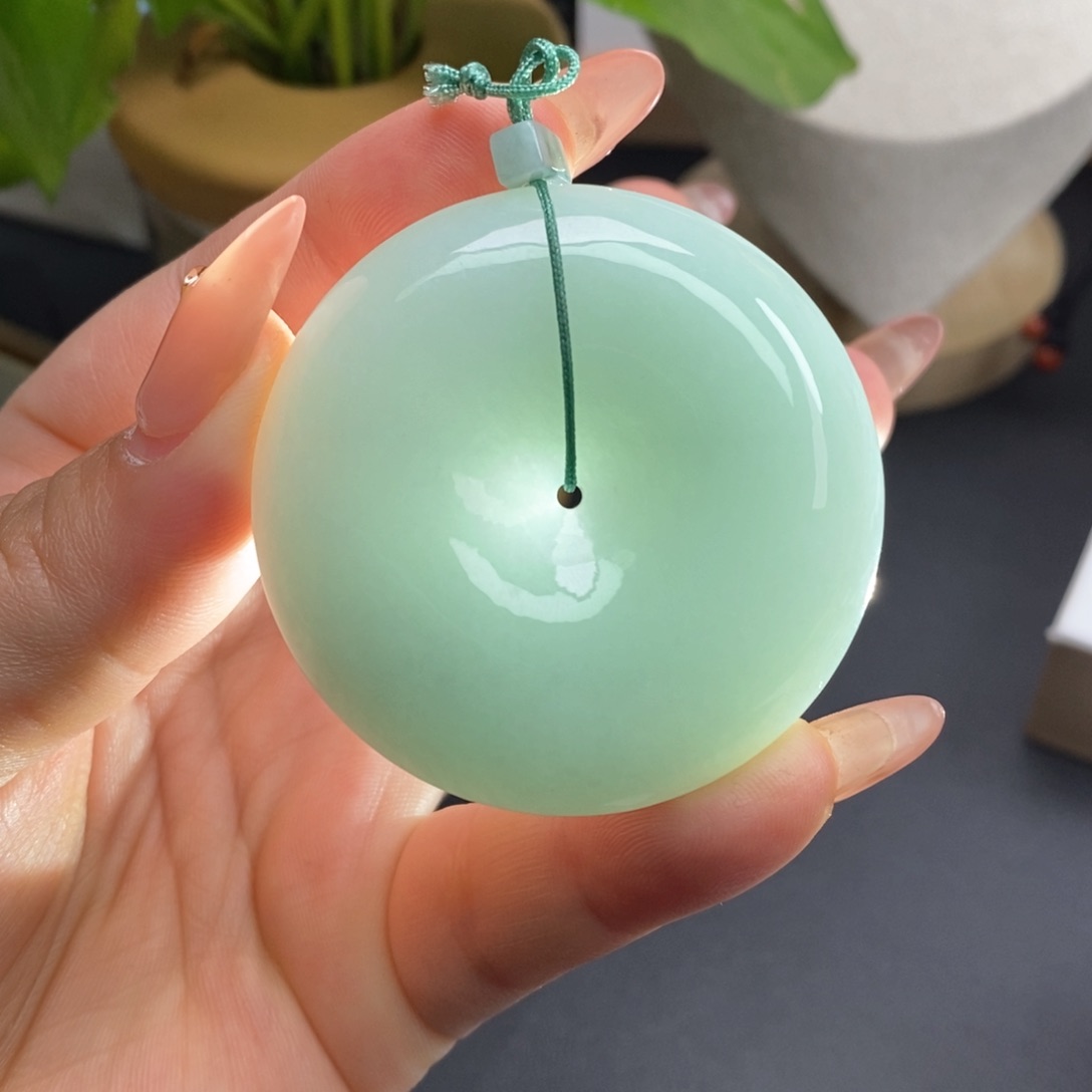 翡翠颈饰未镶嵌缅甸天然翡翠