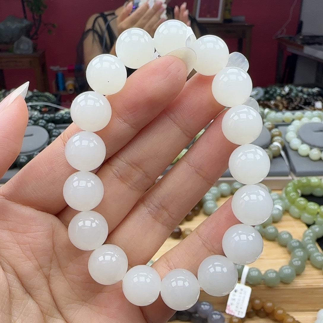 和田玉未镶嵌手链