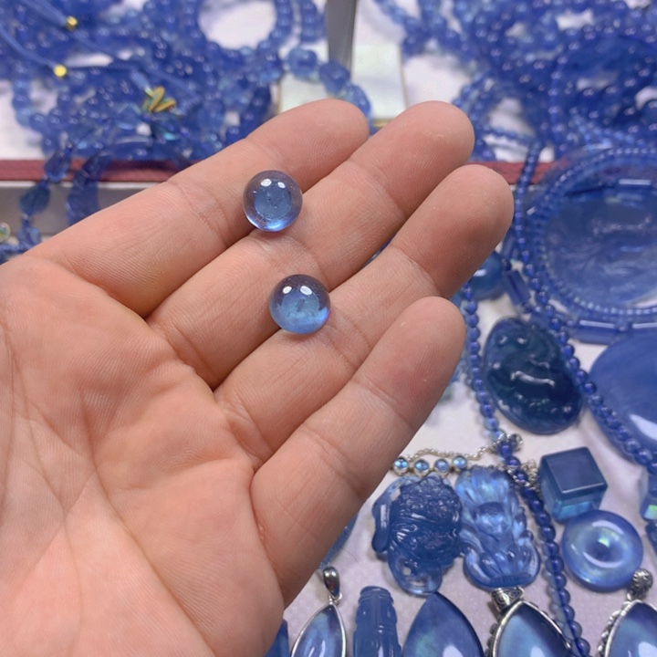 海蓝宝石颈饰未镶嵌T****s