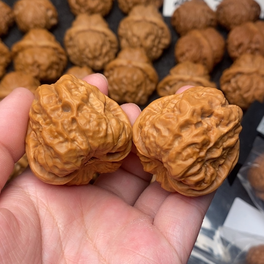 文玩核桃把件市**孙蛤蟆38