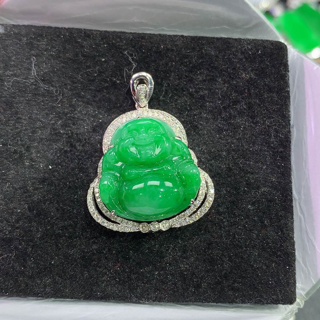 翡翠吊坠(赠链)18K金镶嵌