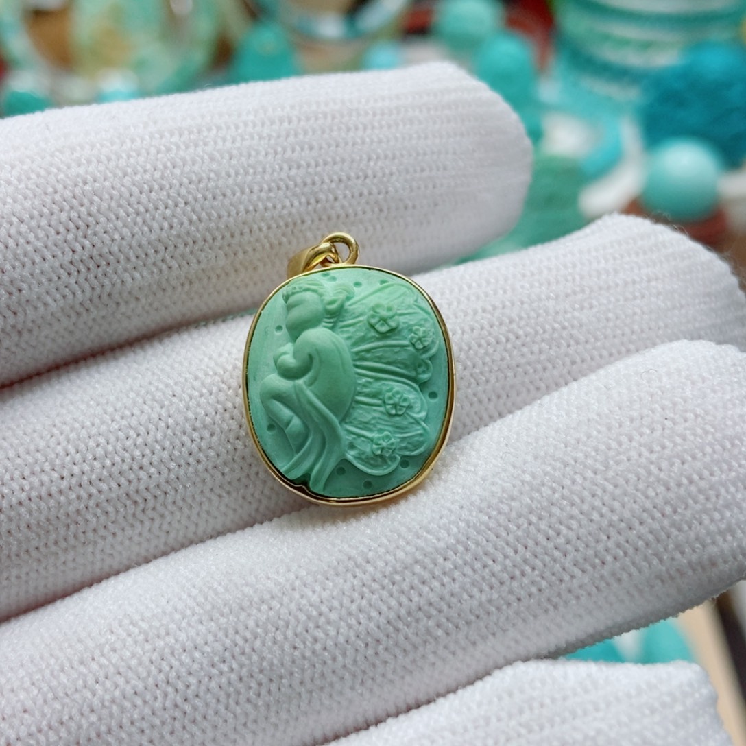 绿松石18K金镶嵌蝴蝶仙子