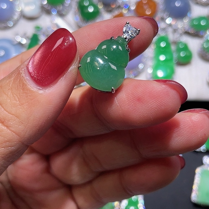 翡翠银S925镶嵌颈饰