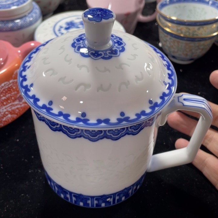 景德镇陶瓷艺术品