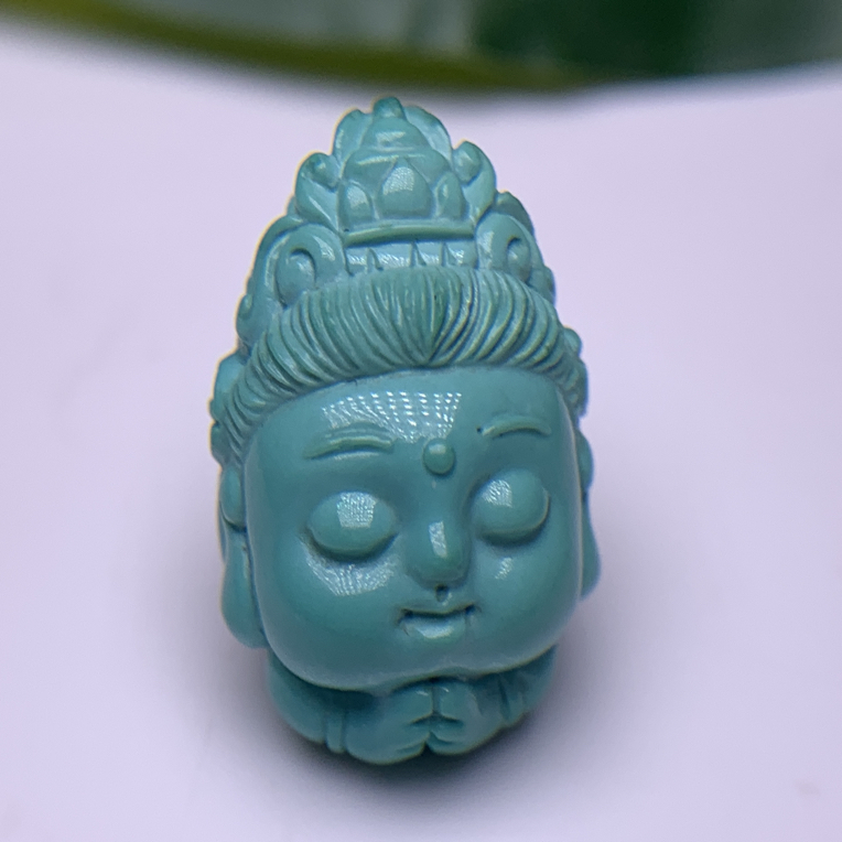 （何姐绿松石）原矿瓷釉级玉化蓝绿料宝宝佛，12.5×17.2×9.3mm2.5克
