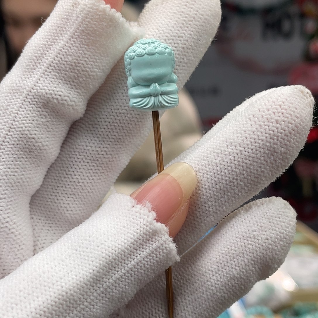 绿松石未镶嵌挂件