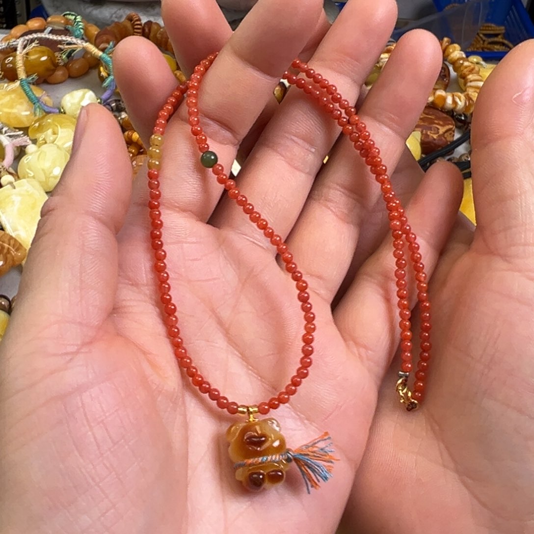 蜜蜡裸石未镶嵌蜜蜡