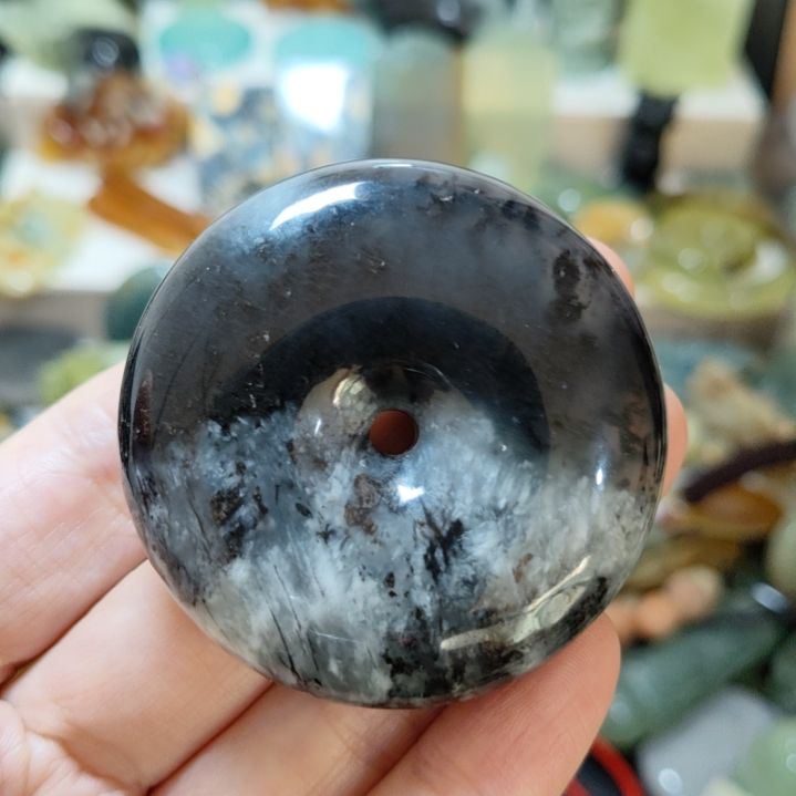 岫玉未镶嵌平安扣