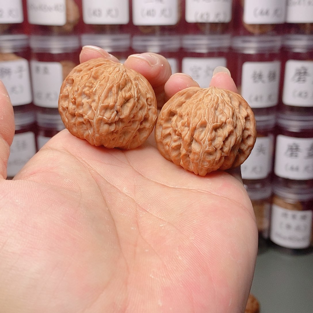 文玩核桃40全品磨盘