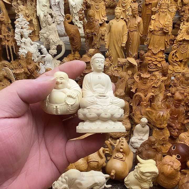 茶***色柏木（崖柏）手把件