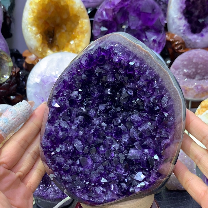 水晶大型摆件（非配饰）未镶嵌