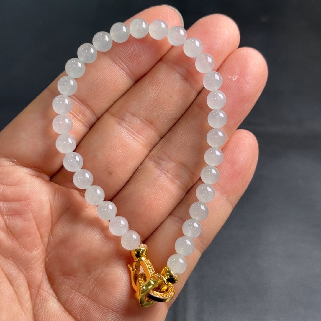 定制翡翠未镶嵌翡翠手串