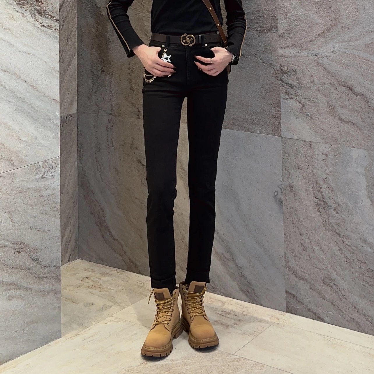 不支持退换/牛仔小黑裤1100091