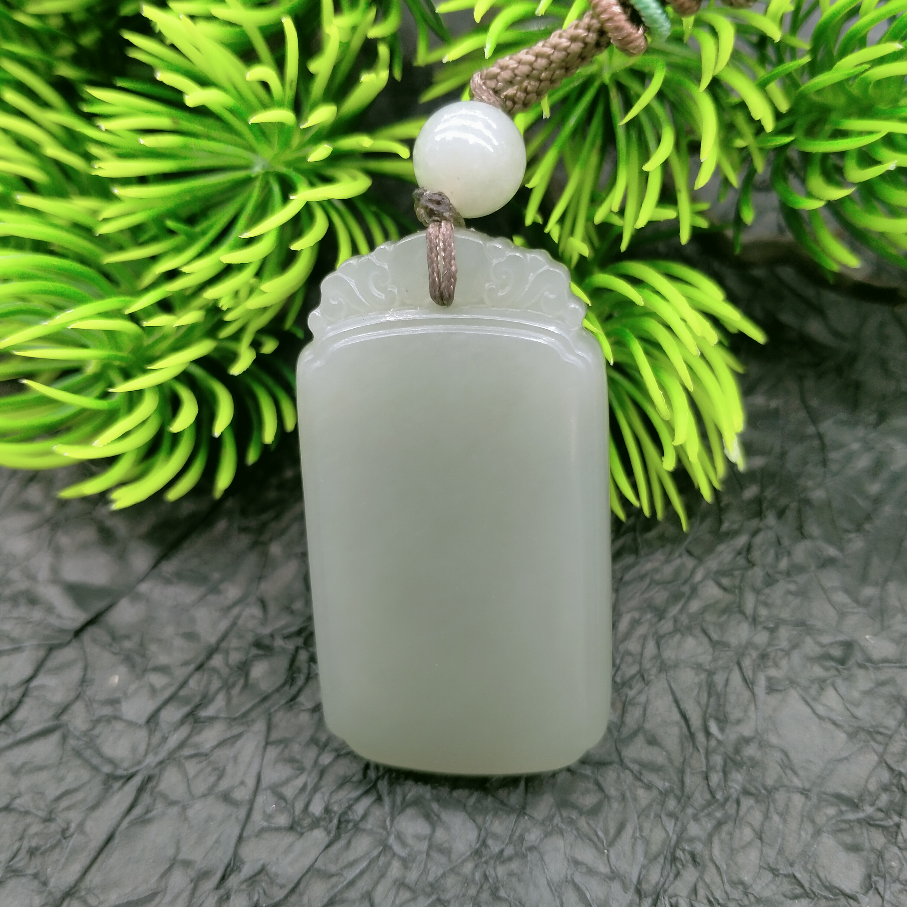 新疆和田玉且末料青白玉无事牌42*22  01018S