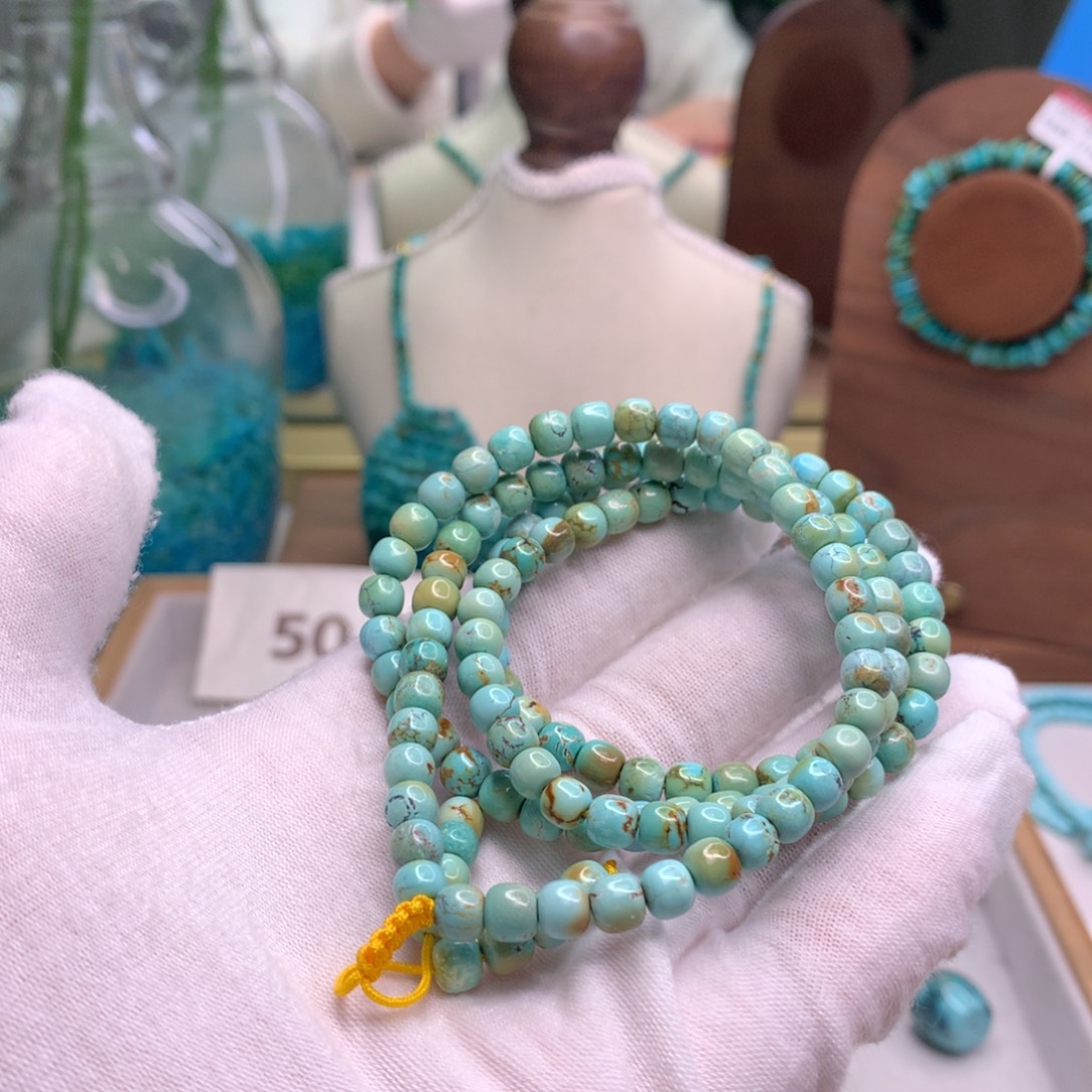 绿松石未镶嵌饰品