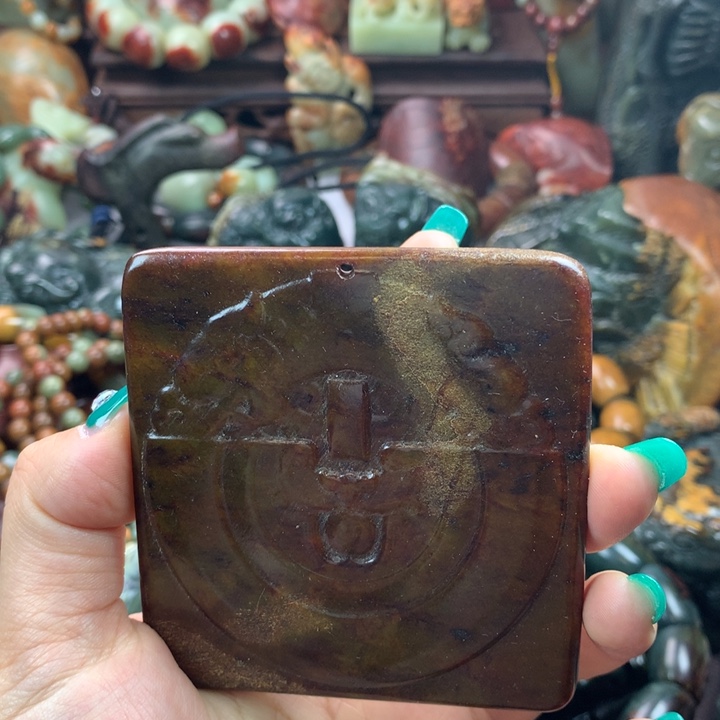 岫岩河磨玉（透闪石质玉）把件未镶嵌