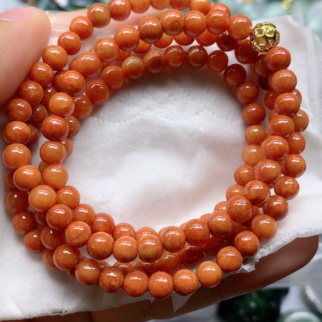 翡翠颈饰未镶嵌手串