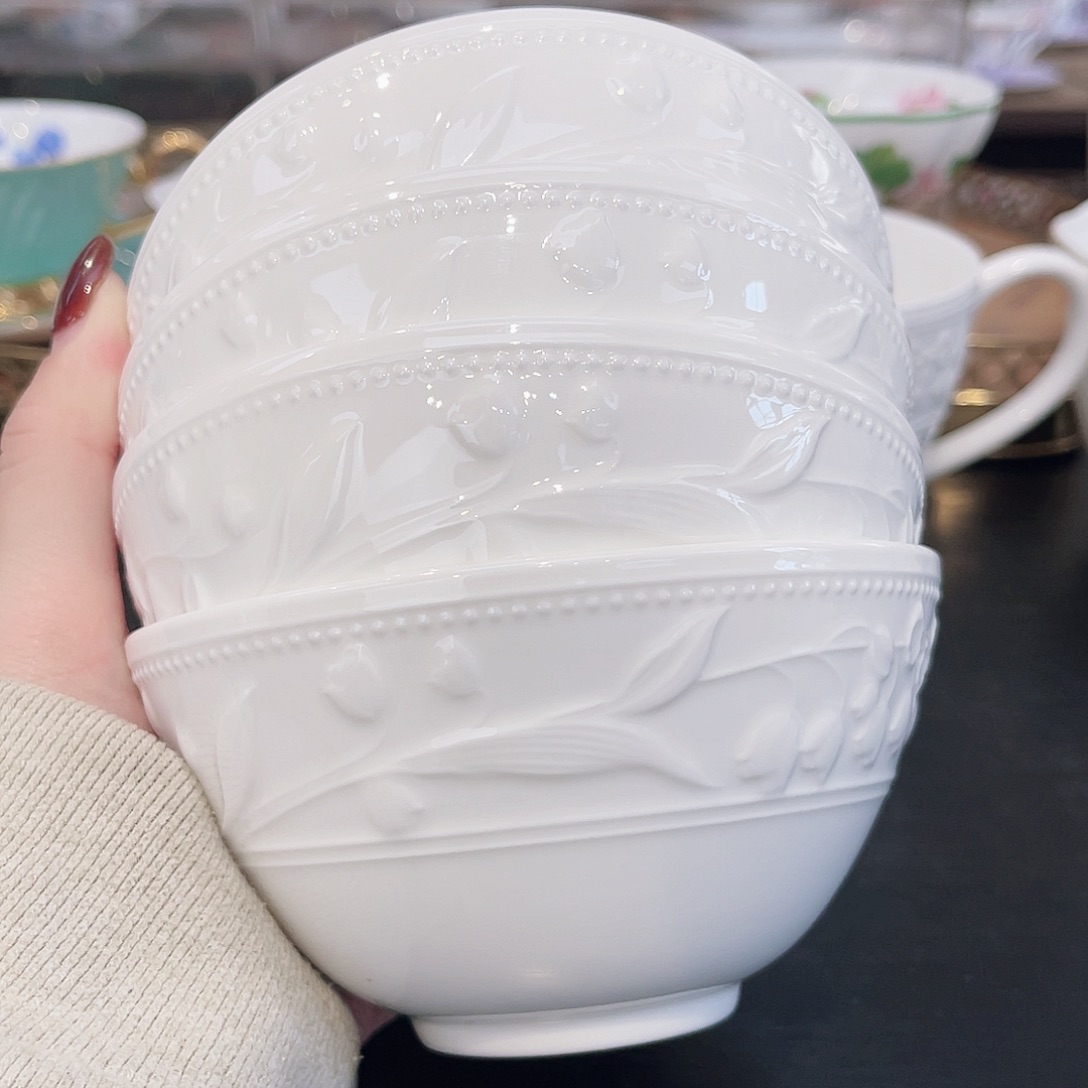 骨瓷饭碗4个///////