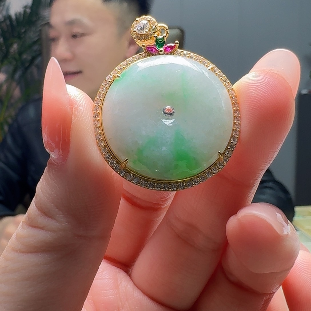 翡翠吊坠(不含链)银S925镶嵌天然