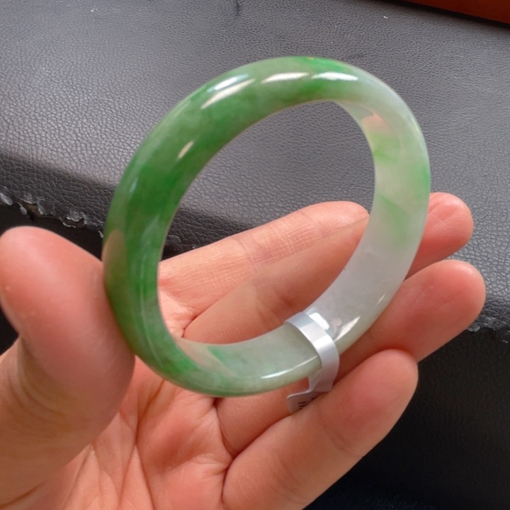翡翠未镶嵌手镯（贵妃镯）缅甸翡翠