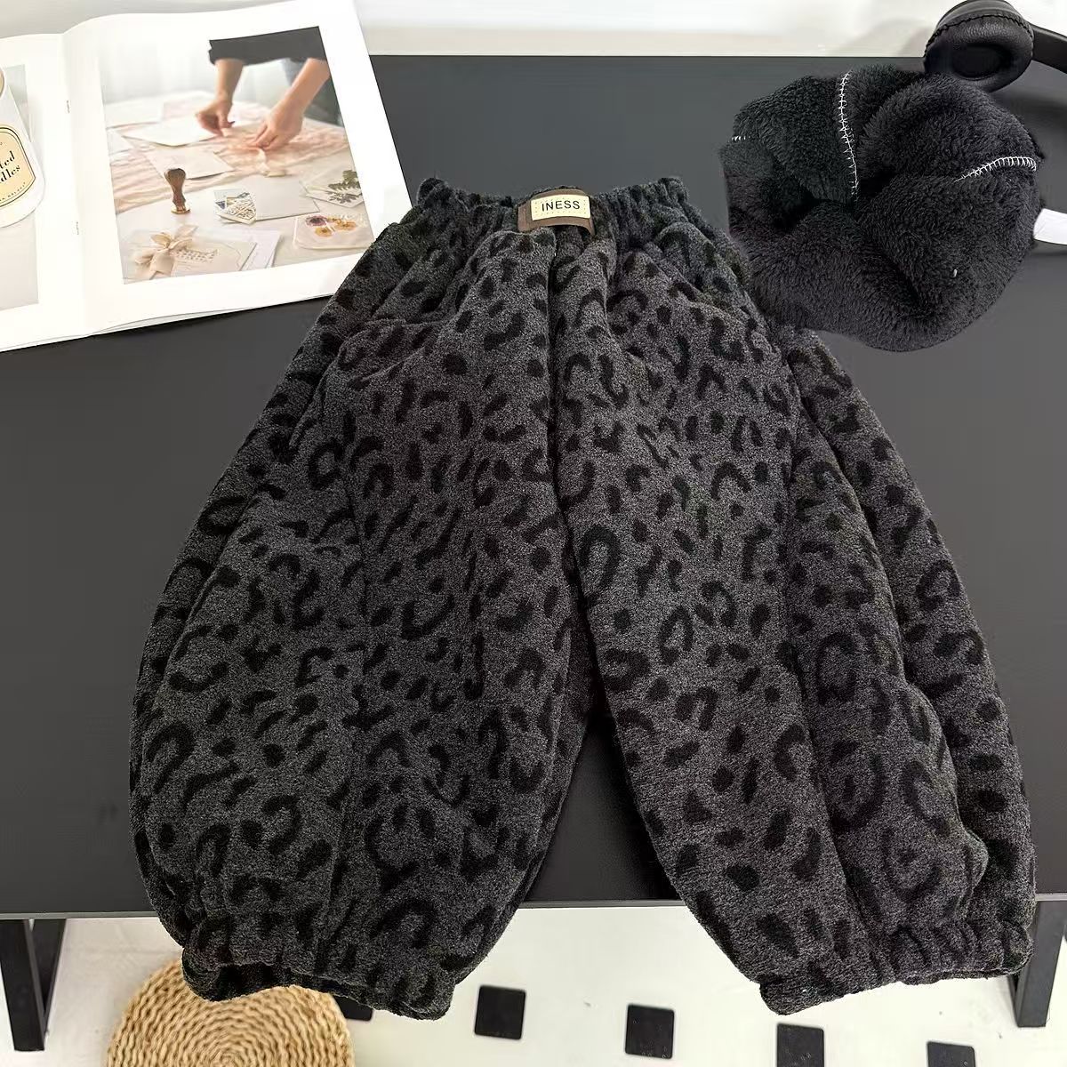 【加绒加厚】新款韩系冬季加绒豹纹松腰洋气束脚韩版弯刀裤
