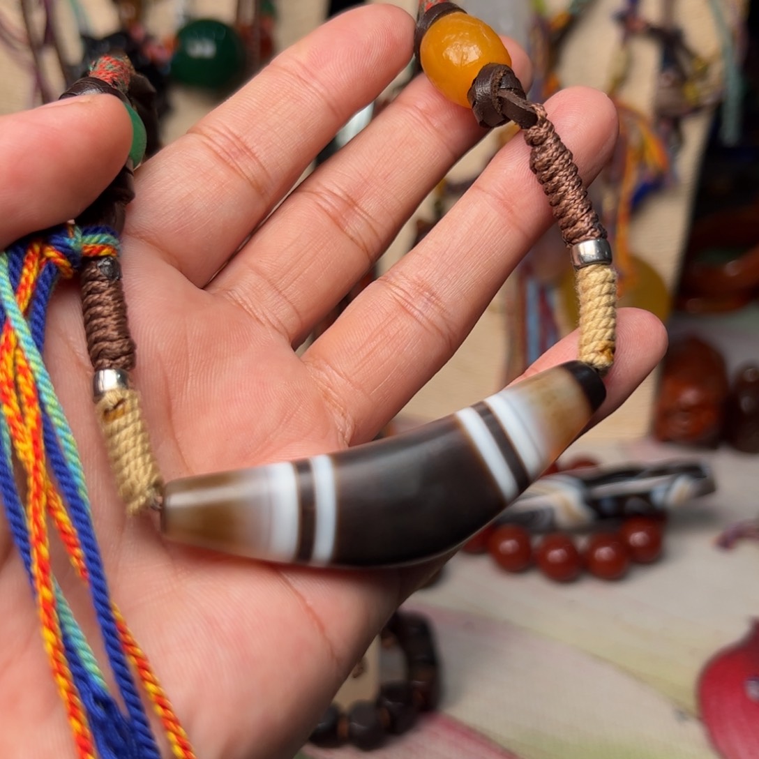 玛瑙/玉髓颈饰未镶嵌