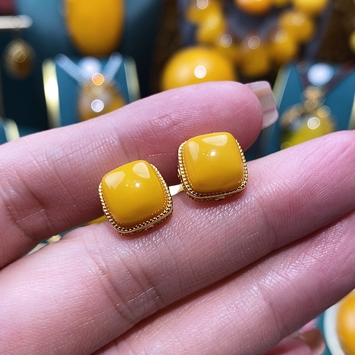 蜜蜡耳饰银S925镀金镶嵌